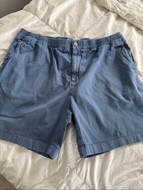 Vineyard Vines Men's Elastic Waist Shorts
